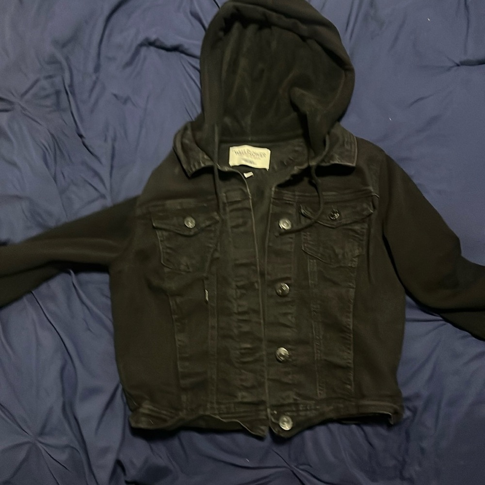 kids black jean jacket - size small from kohl’s